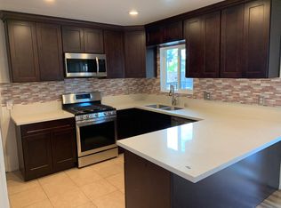 3131 Lansbury Ave, Claremont, CA 91711