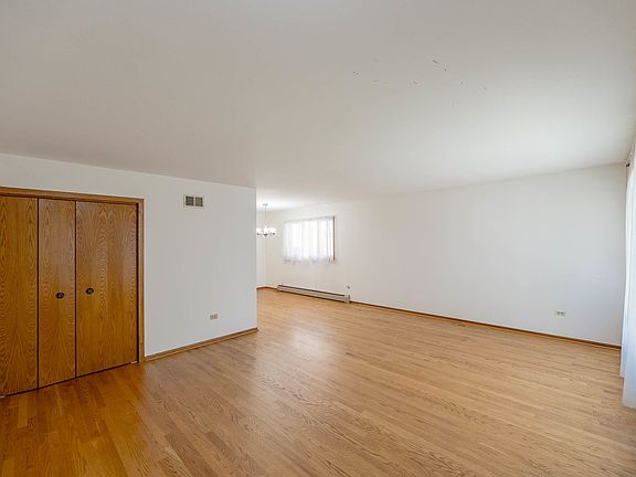 5th image of 3846 N Nordica Ave