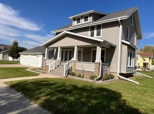 400 Main St, Elgin, IA 52141