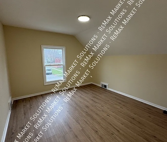418 W 17th St #2 — Photo 4