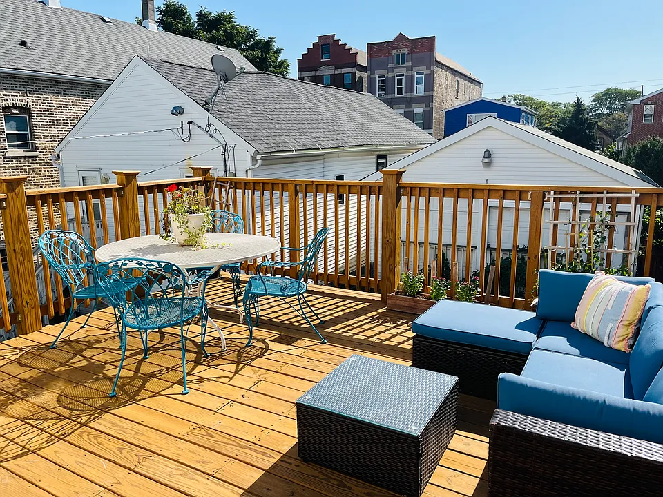 Front deck (another angle)