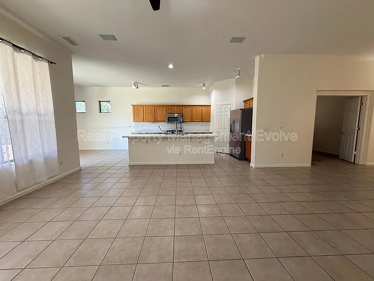 281 W Flamingo Dr — Photo 7