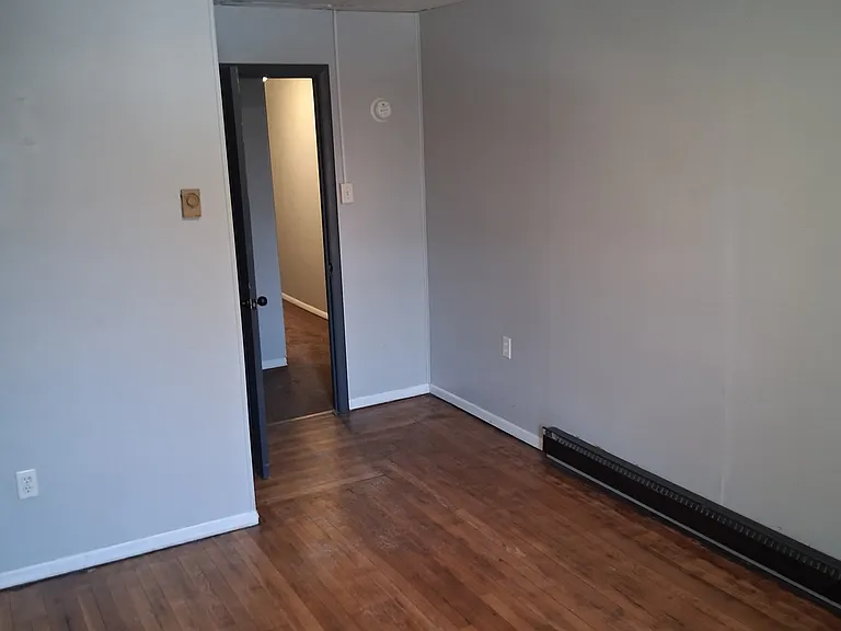 909 Mahantongo St #1 — Photo 3