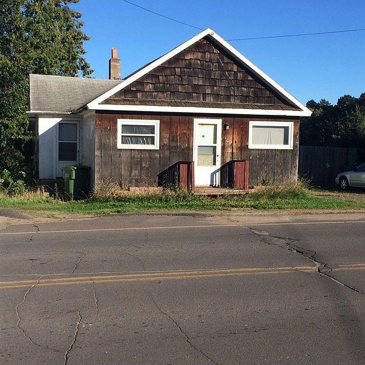 1st image of 104 1st Ave N