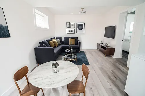 32 Hughes Ave Photo 1