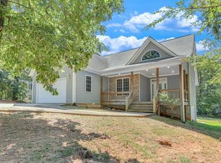 40 Edgar Dr, Commerce, GA 30529