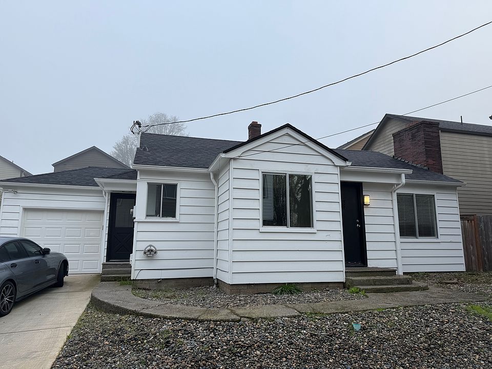 1st image of 3301 NE 42nd Pl