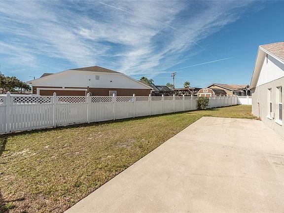 4th image of 10317 Sedgebrook Dr