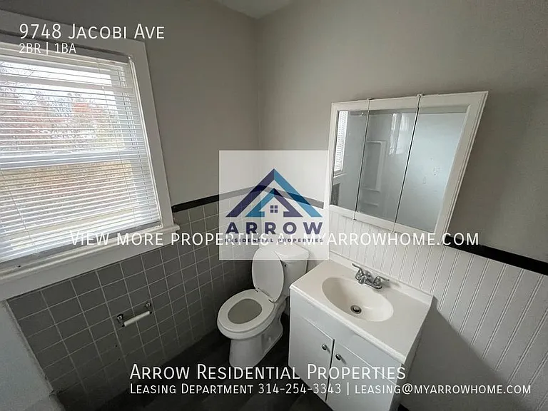 9748 Jacobi Ave — Photo 6