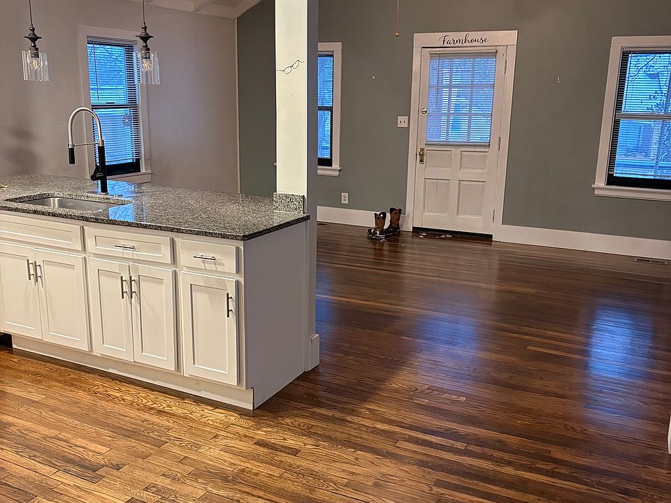 First floor, family room, kitchen
