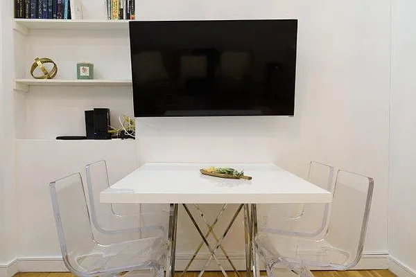 Rented by Finest Furnished LLC | media 35