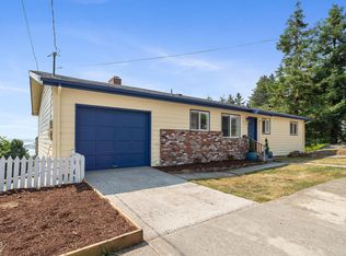 416 Chinook Ave, Astoria, OR 97103