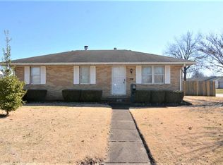 1724 Joyce Ave, Evansville, IN 47714