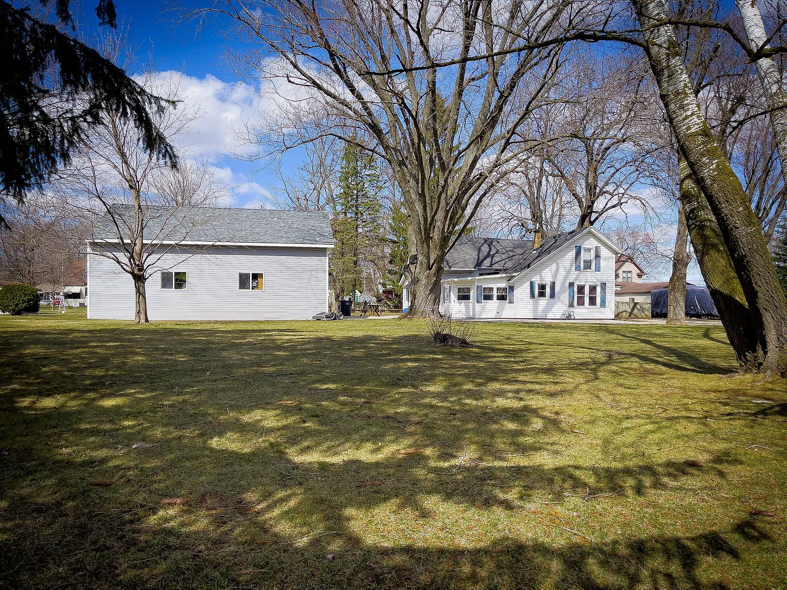 125 Keyes St, Lake Mills, WI 53551 Zillow