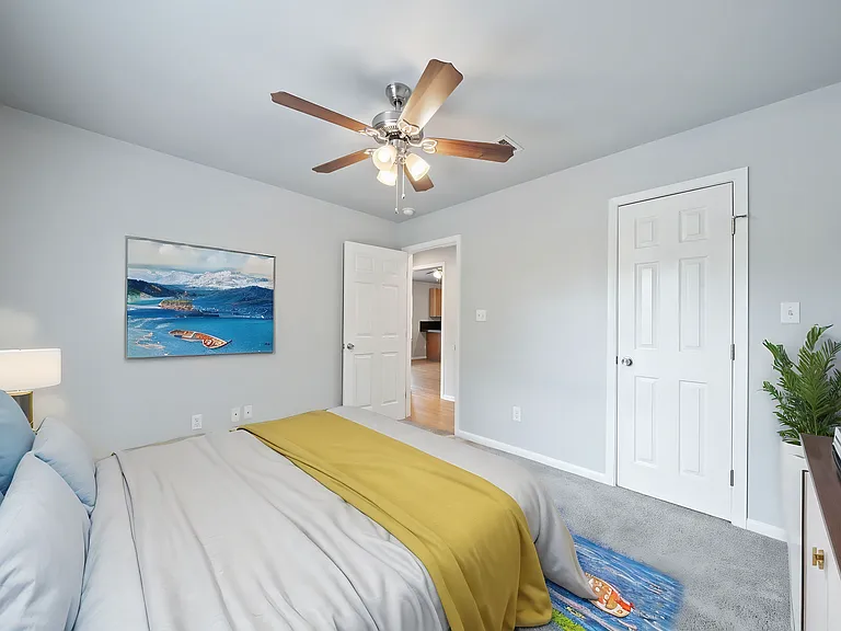 4612 Bennett Avenue — Photo 5