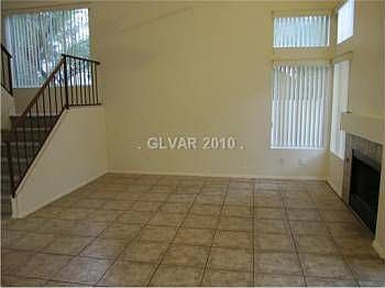 4th image of 1726 Comstock Dr