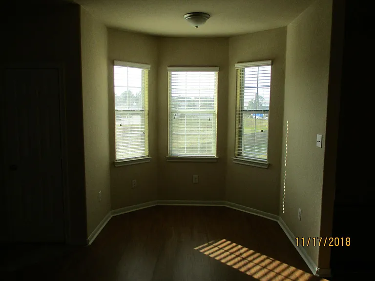 7783 Cecil Loop Ln — Photo 10