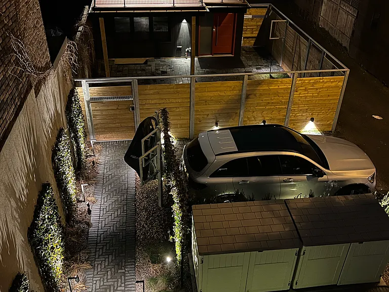 60 Winchester St #LANEWAY — Photo 4