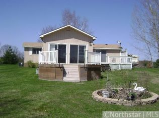 19180 Island View Dr, Mora, MN 55051