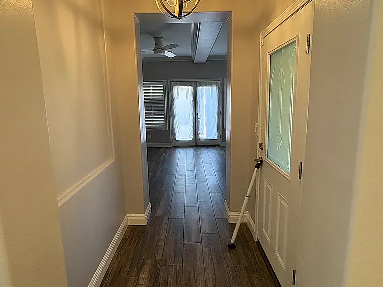 8610 Bolsena Ln — Photo 2