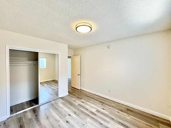 4th image of 4336 Berryman Ave #2