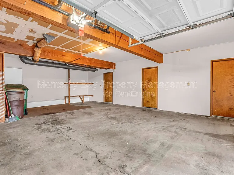 215 2nd St #B — Photo 23