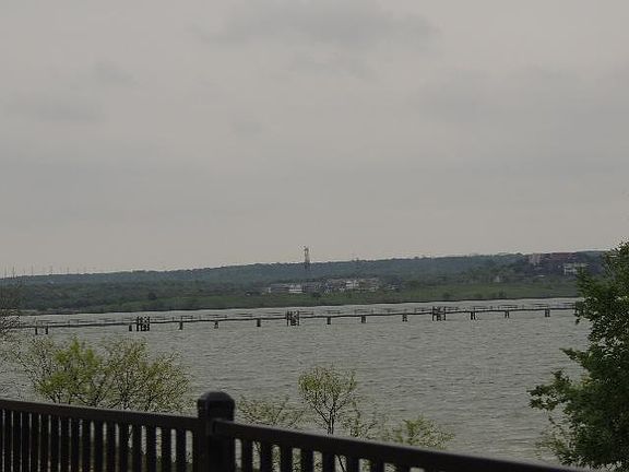 2nd image of 1938 Beach Dr
