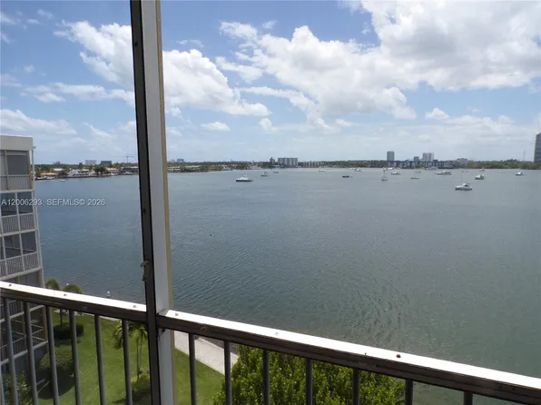 3000 Marcos Dr APT P609, Aventura, FL 33160