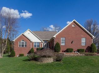 12301 N Cedarview Dr, Mooresville, IN