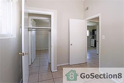 1st image of 1053 Neville Ave