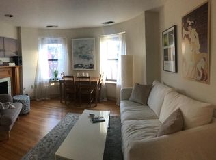97 Gainsborough St #204C, Boston, MA 02115