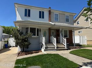 100 Gold Ave, Staten Island, NY 10312