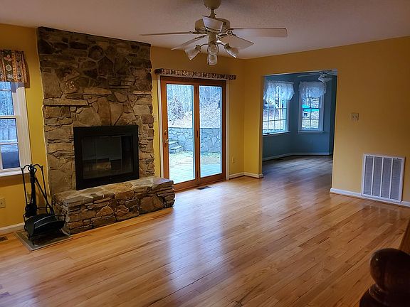 family room (main level)