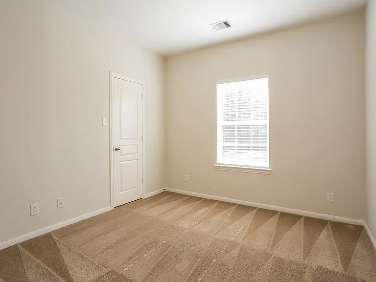 8119 Almera Falls Dr — Photo 9