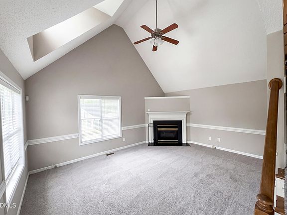 3rd image of 1690 Bessie Ln