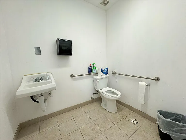 12317 Bellaire Blvd #200 — Photo 7