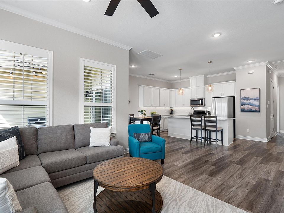 1st image of 356 Adams St