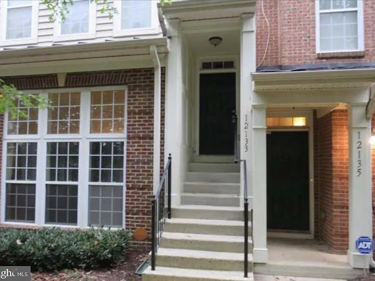12133 Open View Ln #206 — Photo 2