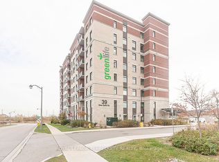 39 New Delhi Dr #616, Markham, ON L3S 0E1