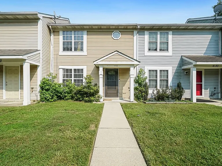 4181 Bluebird Dr — Photo 1
