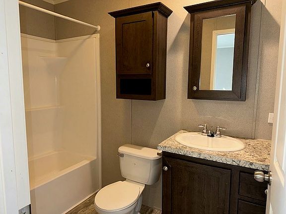 3rd image of 1753 Magnolia Blvd #235
