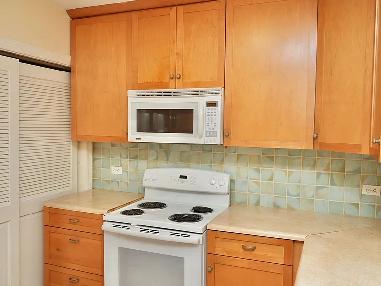 101 Bollingwood Rd. — Photo 7