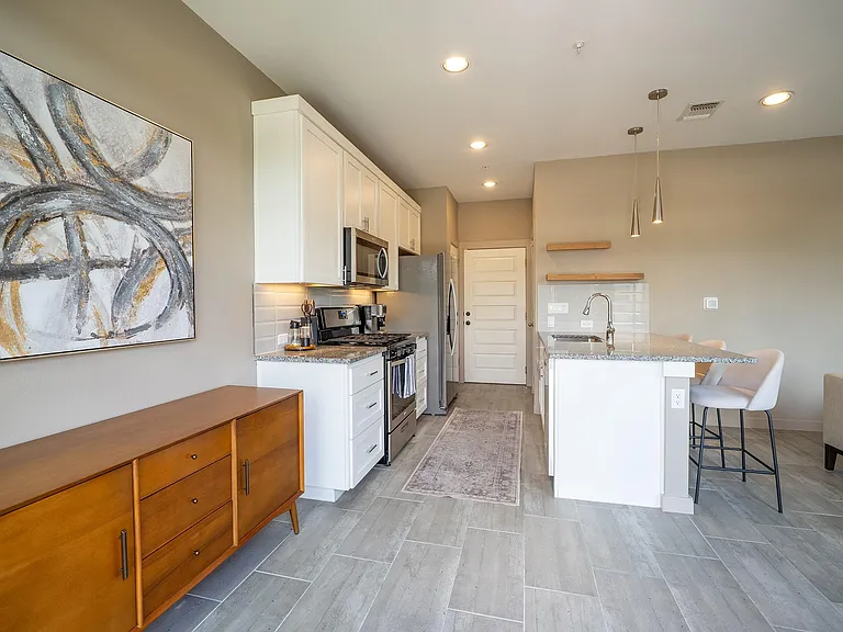 6409 Berkman Dr #4 — Photo 13