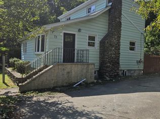 73 Oakland Ave, Central Valley, NY 10917