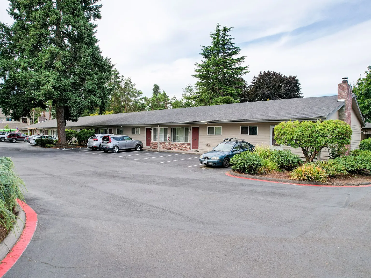 Fairway Village — Photo 4