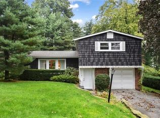 18 Tanglewood Rd, Scarsdale, NY 10583