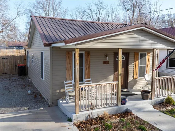 763 Barlow St, Lebanon, MO 65536