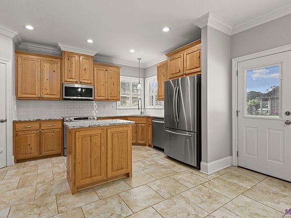 3rd image of 29463 Preston Pointe Dr