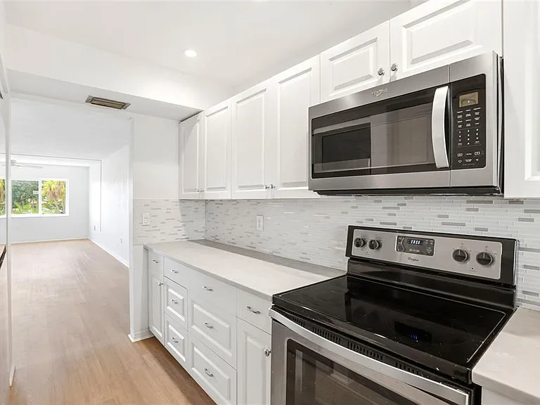 4570 Overlook Dr NE #284 — Photo 5