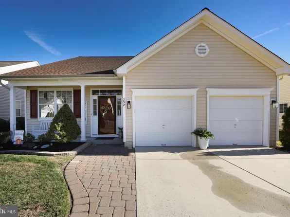 232 Snowy Egret Ln, West Deptford, NJ 08086